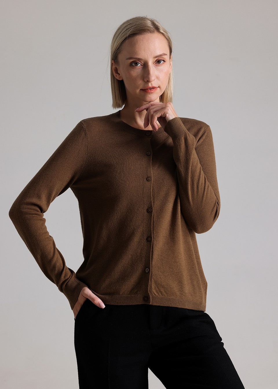 MANQUEEN M8830 Women's 100% Merino Wool Round Neck Cardigan Sweaters - Mocha Brown