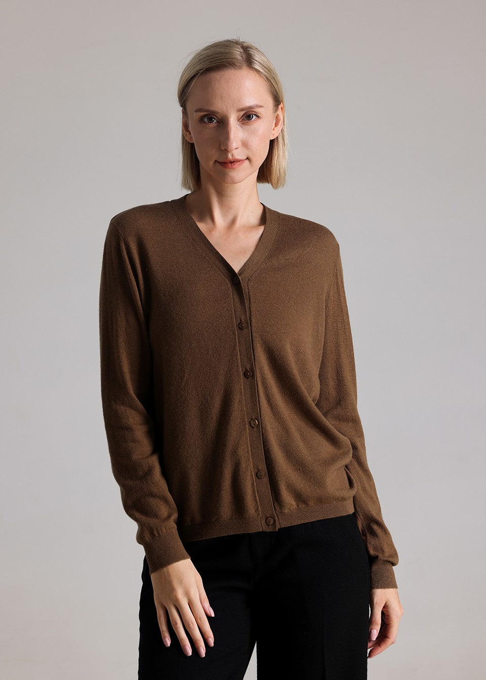 MANQUEEN M8831 Women's 100% Merino Wool V-Neck Cardigan Sweaters - Mocha Brown