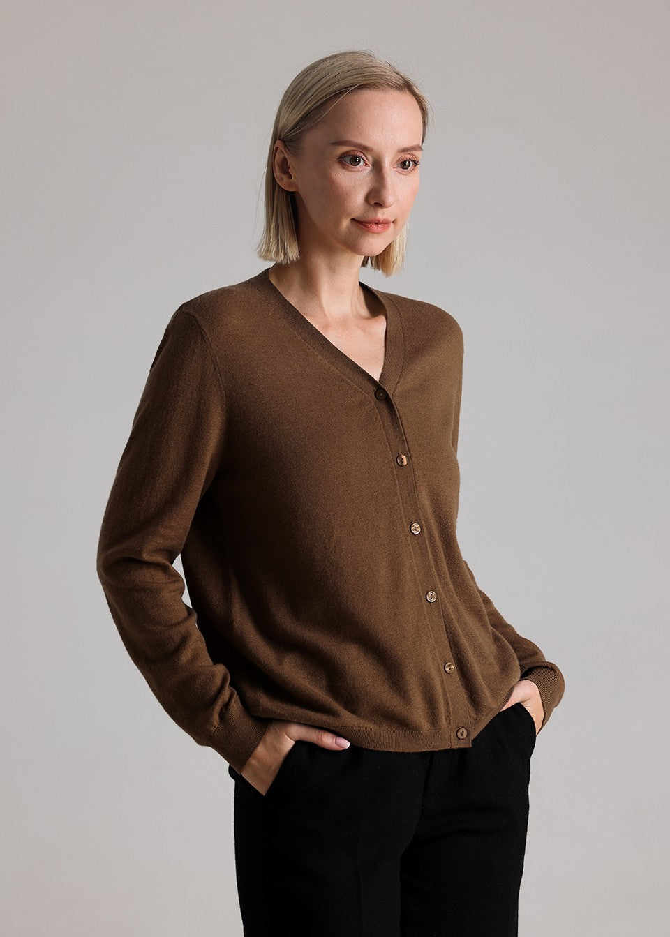 MANQUEEN M8831 Women's 100% Merino Wool V-Neck Cardigan Sweaters - Mocha Brown